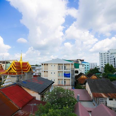 Champion Boutique Hotel Vientiane Exterior foto
