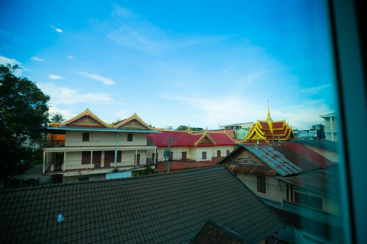 Champion Boutique Hotel Vientiane Exterior foto